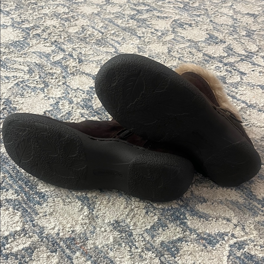 Kim Roger's Women’s Faux-Fur Trim Winter Ankle Boots - - Picture 6 of 6